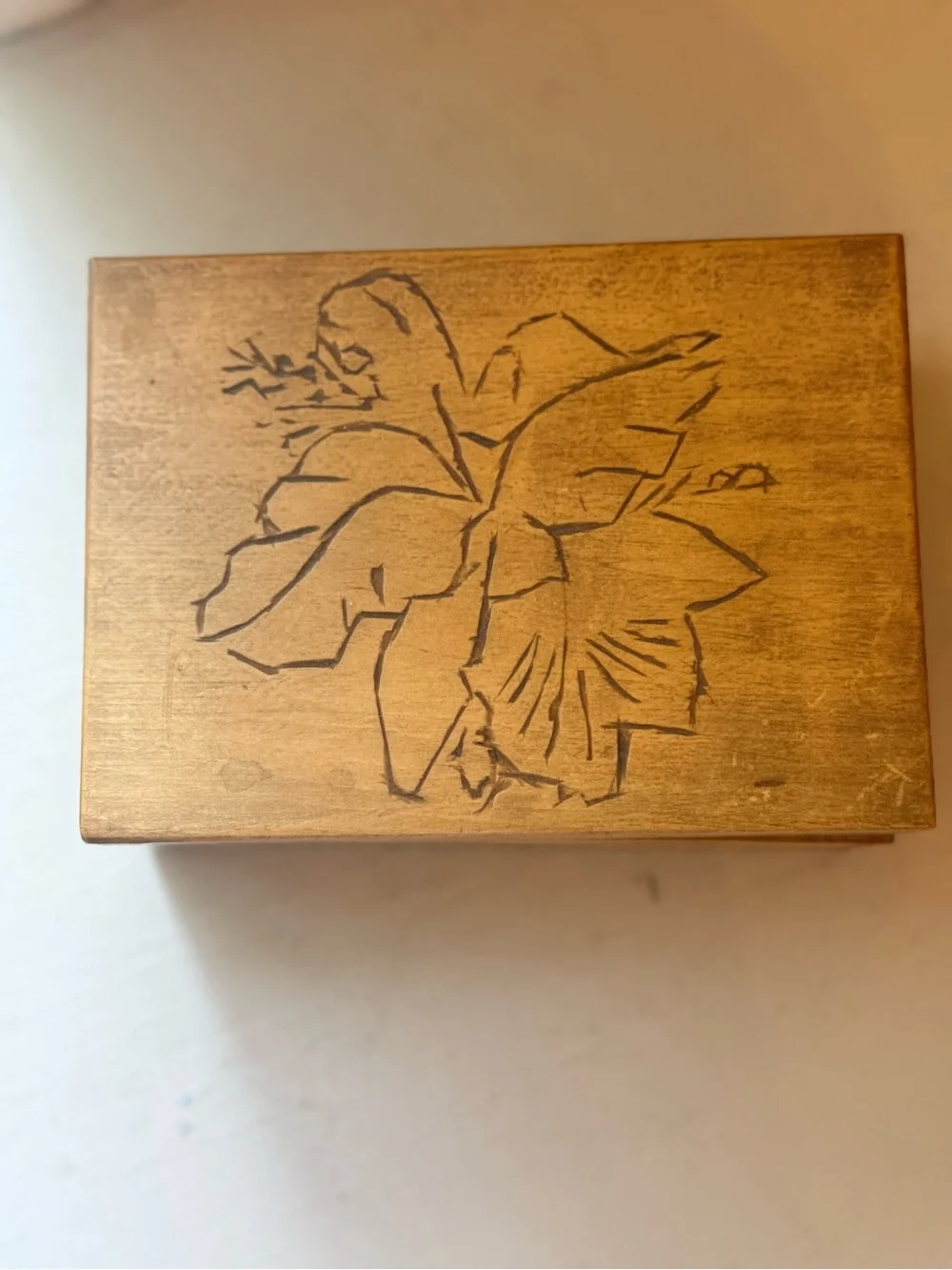 VTG Hand Carved Wood Hibiscus Trinket Box